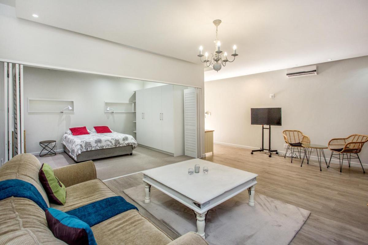 Sunset Beach Holiday Accommodation Cape Town Exterior foto