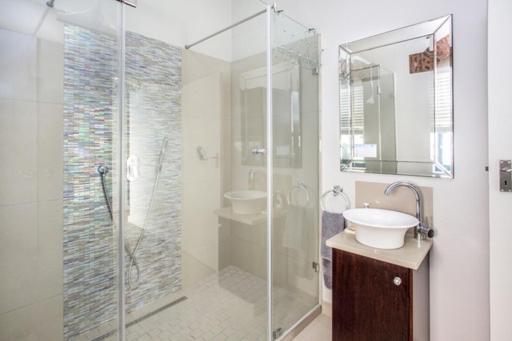 Sunset Beach Holiday Accommodation Cape Town Exterior foto